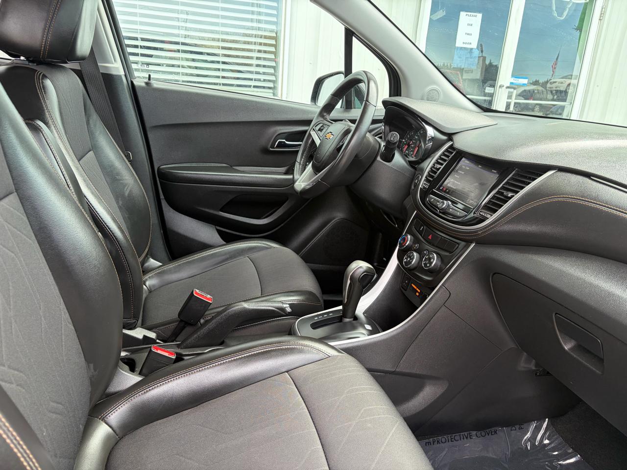 Chevrolet Trax FWD 4dr LT 2021