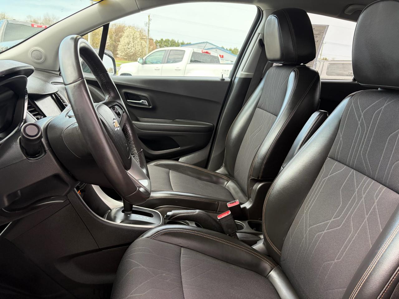 Chevrolet Trax FWD 4dr LT 2021