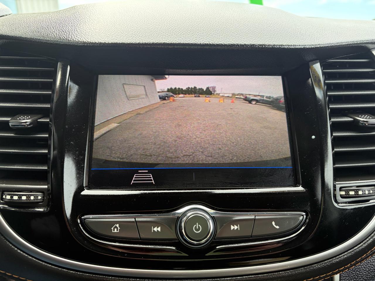 Chevrolet Trax FWD 4dr LT 2021