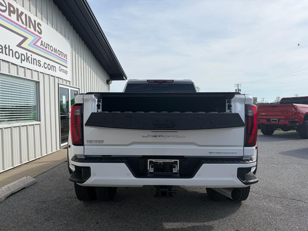 GMC Sierra 3500HD 4WD Crew Cab 172" Denali 2024
