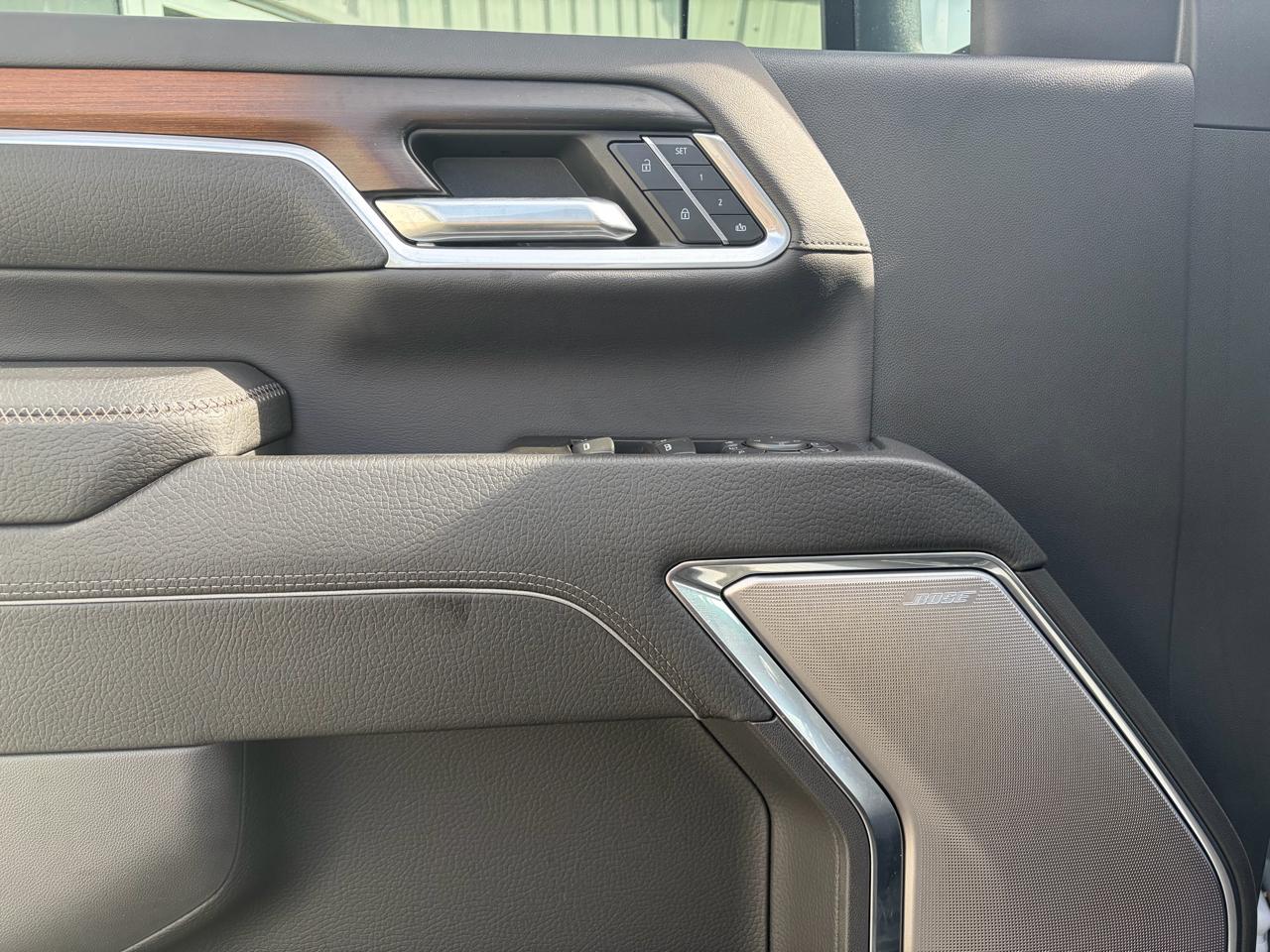 GMC Sierra 3500HD 4WD Crew Cab 172" Denali 2024