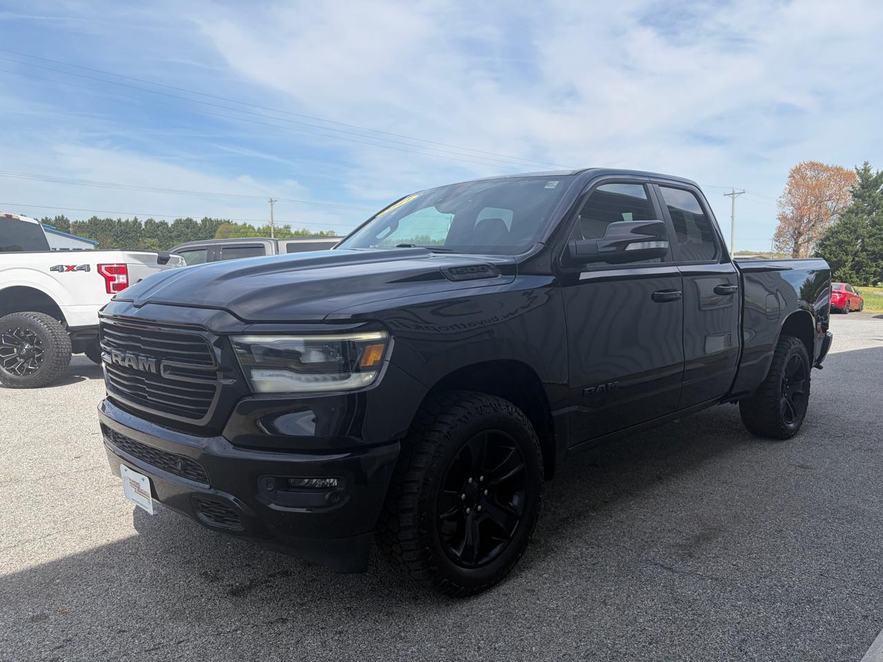 RAM 1500 Big Horn 4x4 Quad Cab 6'4" Box 2021