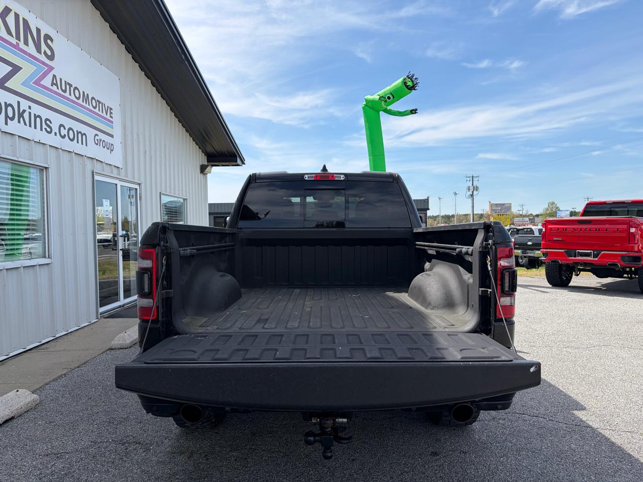 RAM 1500 Big Horn 4x4 Quad Cab 6'4" Box 2021