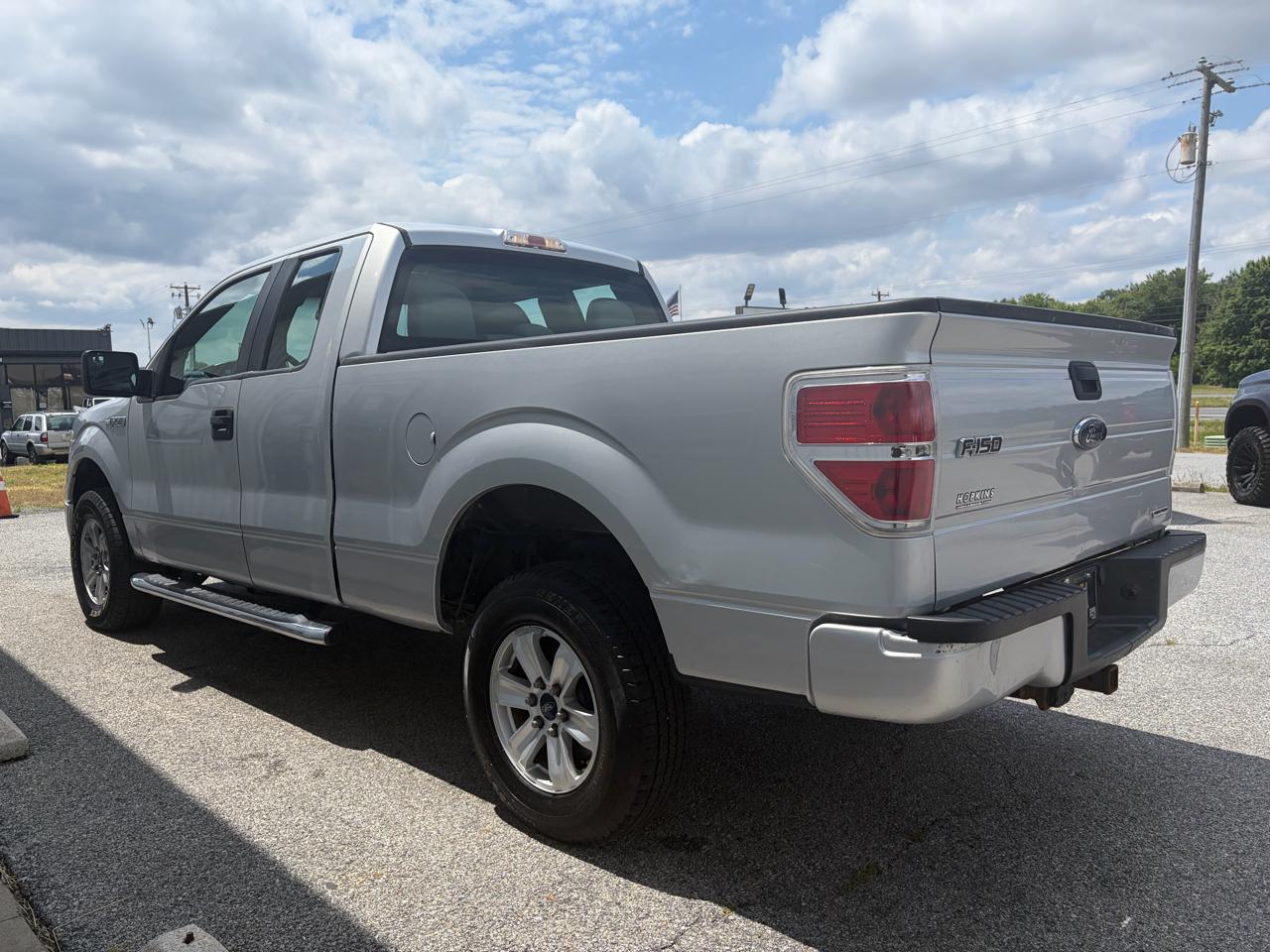 Ford F-150 4WD SuperCab 145" Lariat 2014