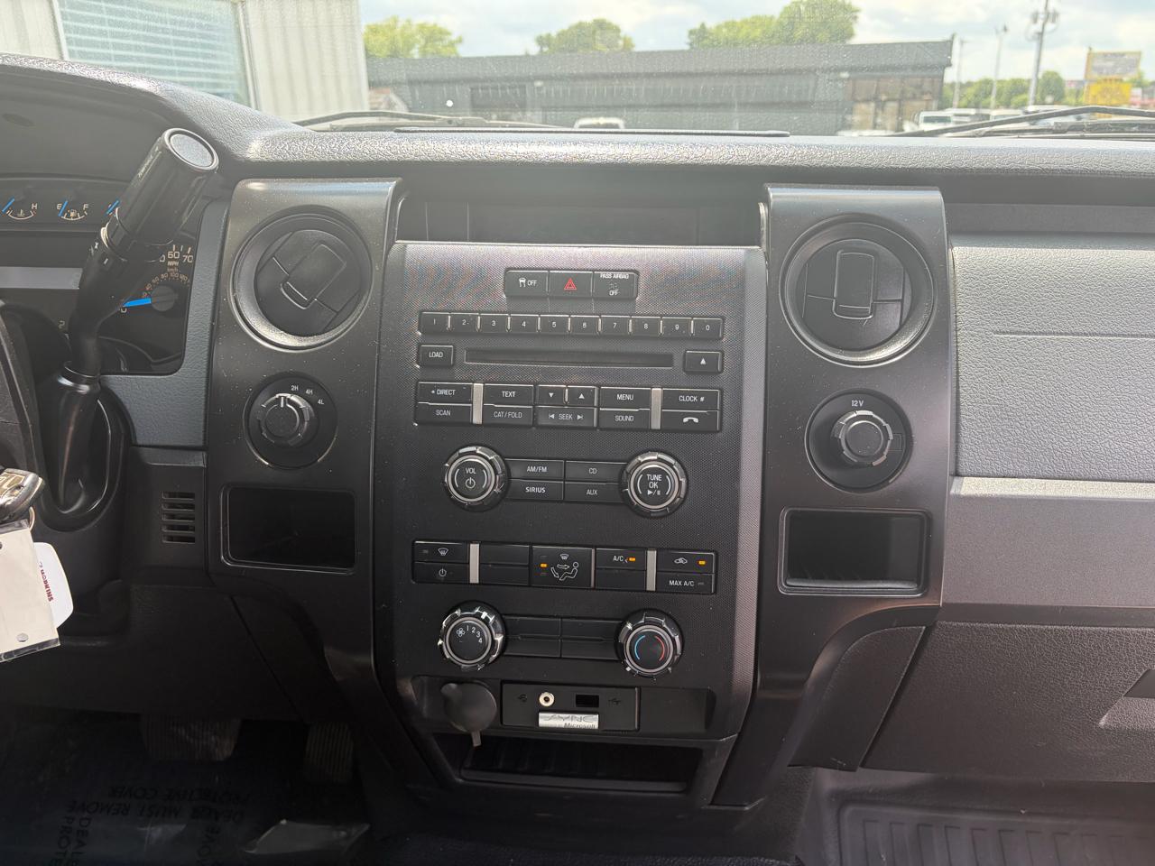 Ford F-150 4WD SuperCab 145" Lariat 2014