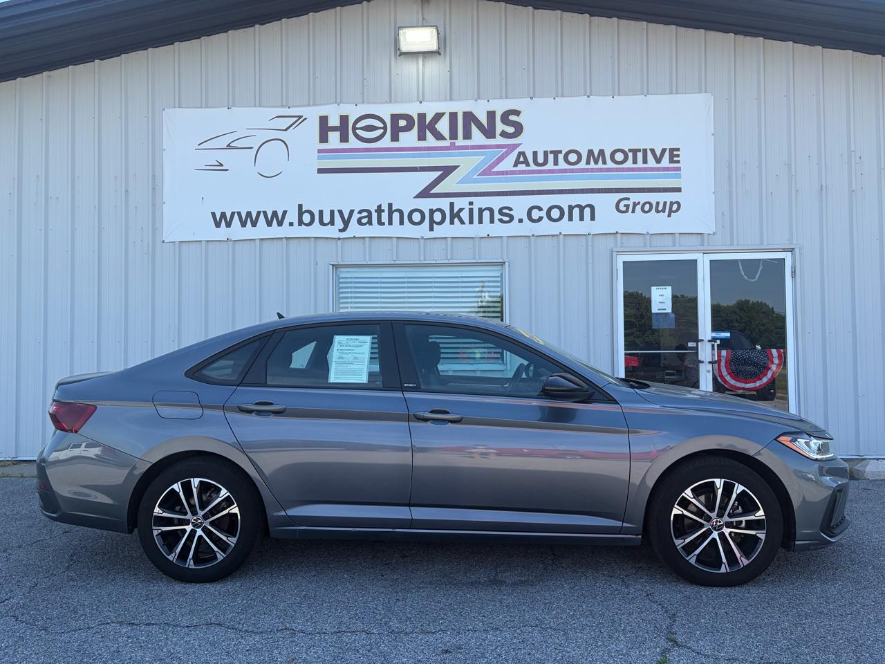 2025 Volkswagen Jetta Sport Auto