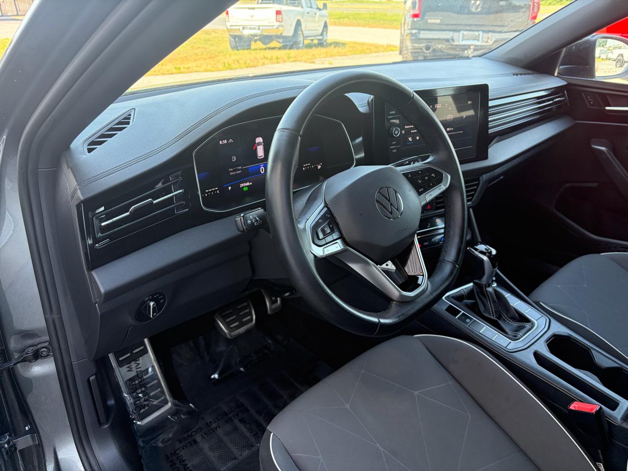 Volkswagen Jetta Sport Auto 2025