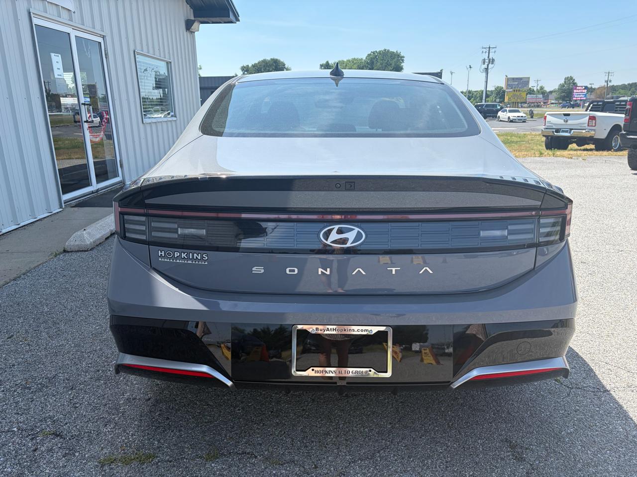 Hyundai Sonata SEL FWD 2025
