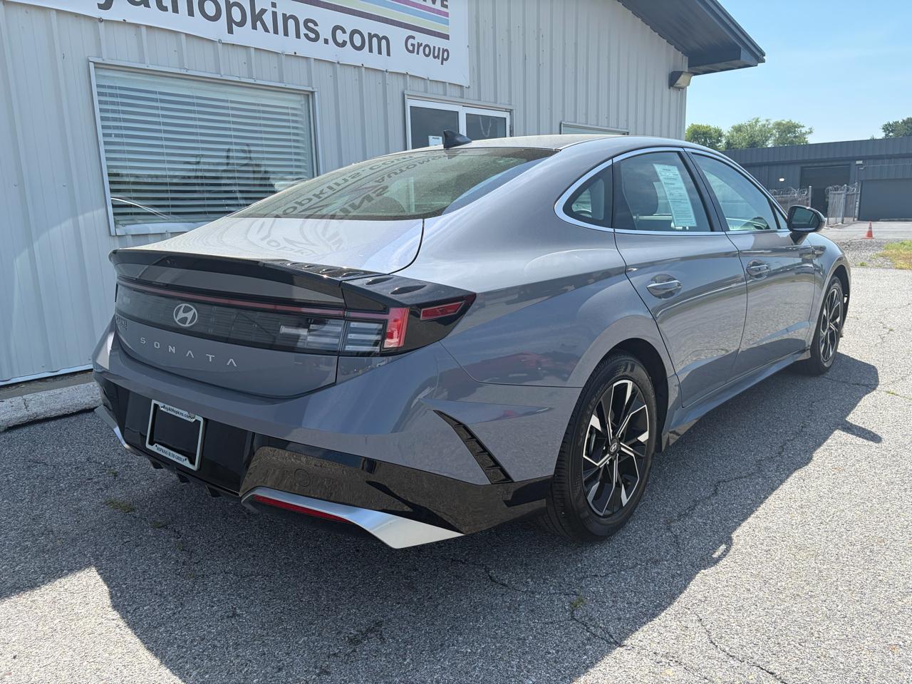 Hyundai Sonata SEL FWD 2025