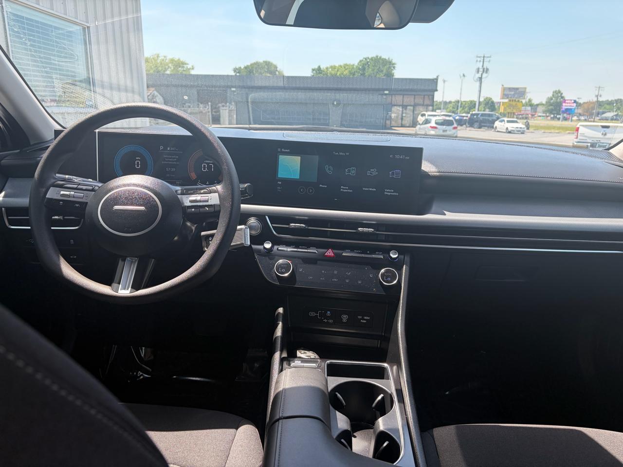 Hyundai Sonata SEL FWD 2025