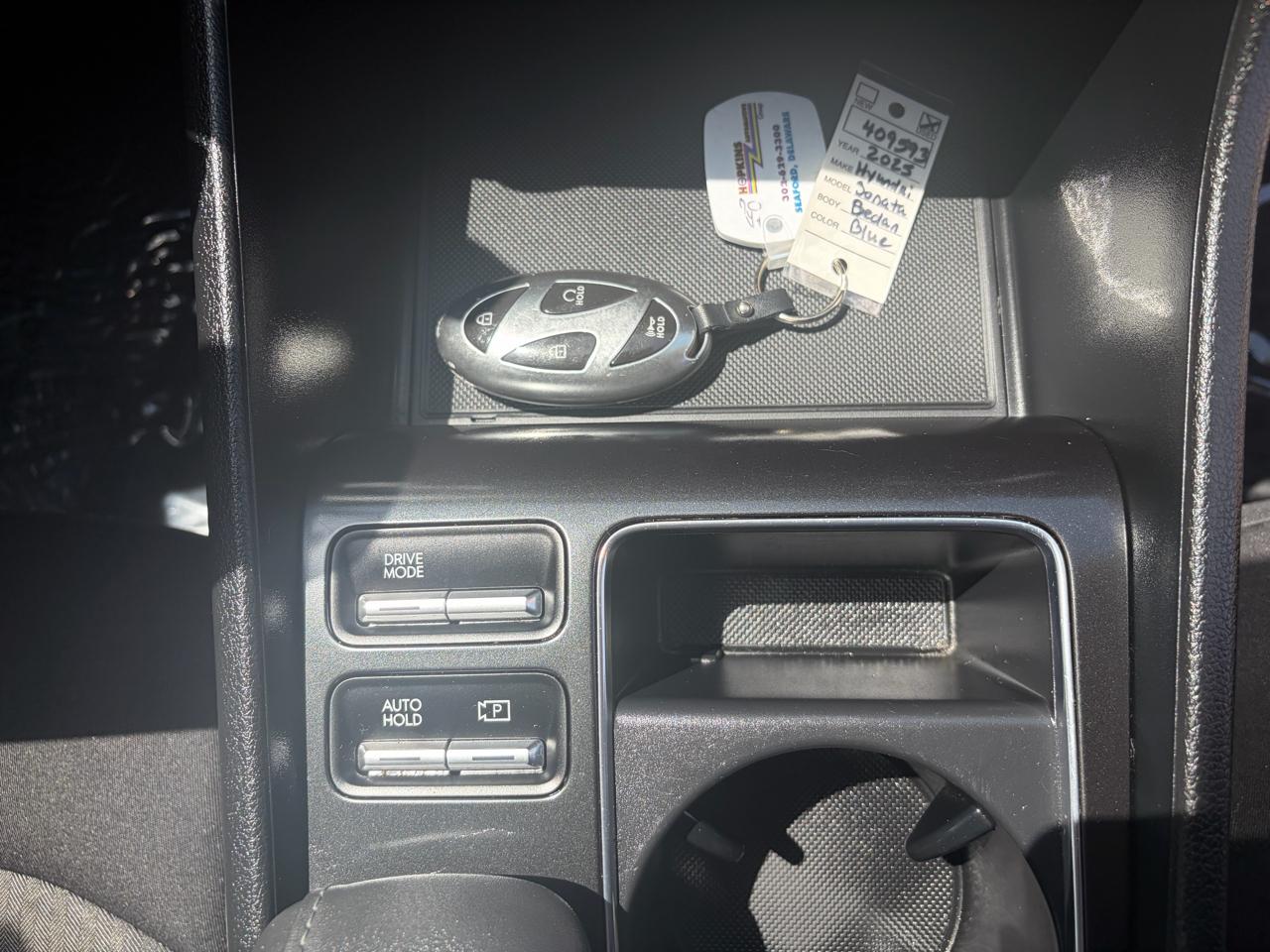 Hyundai Sonata SEL FWD 2025