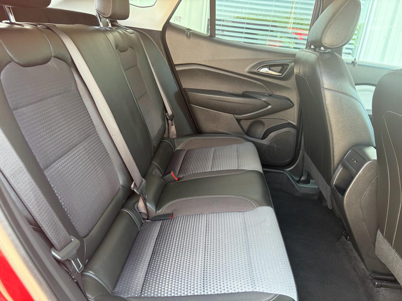 Chevrolet Trax FWD 4dr LT 2025