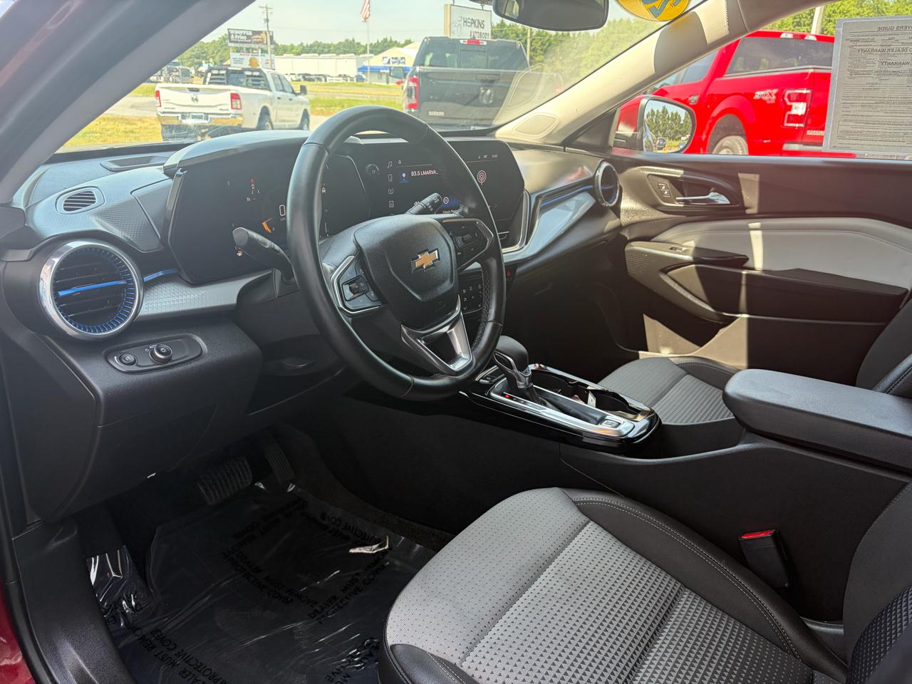 Chevrolet Trax FWD 4dr LT 2025