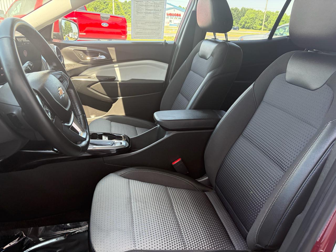 Chevrolet Trax FWD 4dr LT 2025
