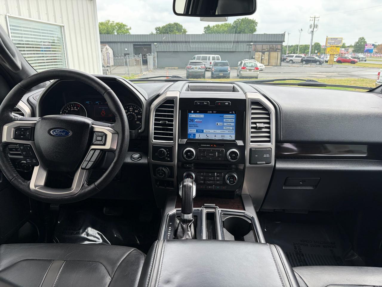 Ford F-150 4WD SuperCrew 145" Platinum 2016