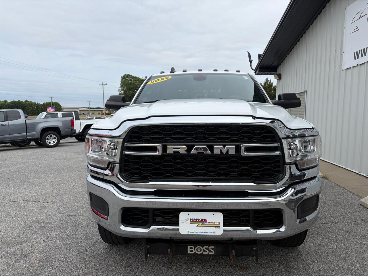 RAM 2500 Tradesman 4x4 Crew Cab 6'4" Box 2022