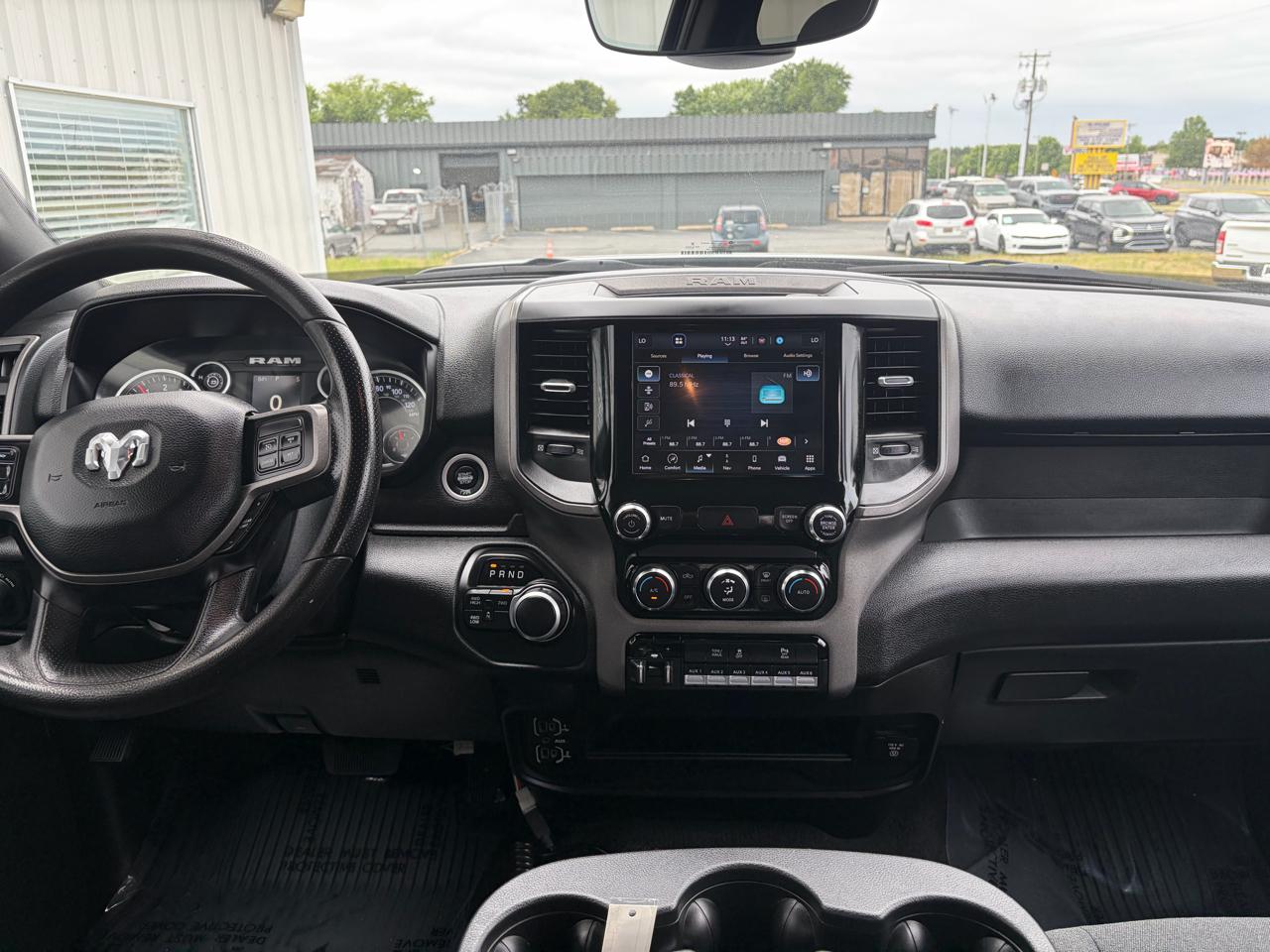 RAM 2500 Tradesman 4x4 Crew Cab 6'4" Box 2022