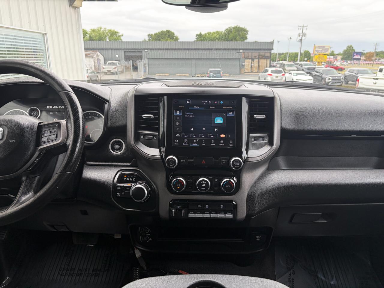 RAM 2500 Tradesman 4x4 Crew Cab 6'4" Box 2022