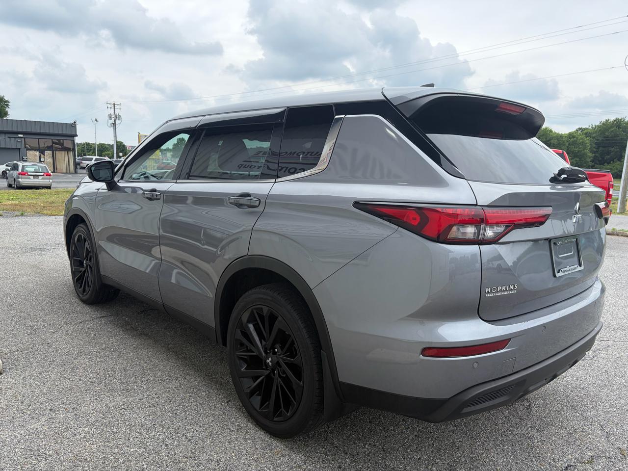 Mitsubishi Outlander SE FWD *Ltd Avail* 2022