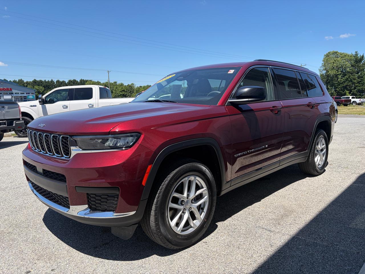 Jeep Grand Cherokee L Laredo 4x4 2023