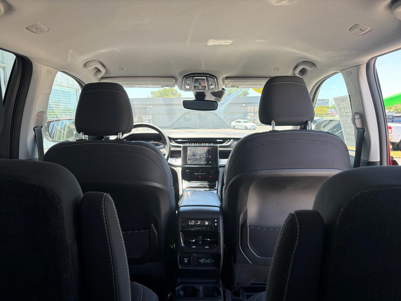 Jeep Grand Cherokee L Laredo 4x4 2023