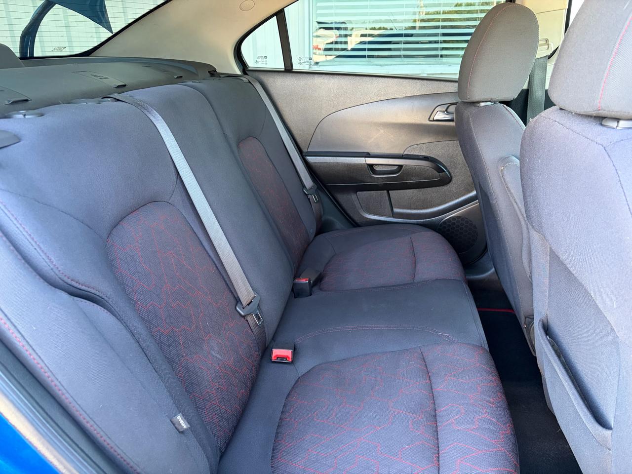 Chevrolet Sonic 4dr Sdn LT 2020