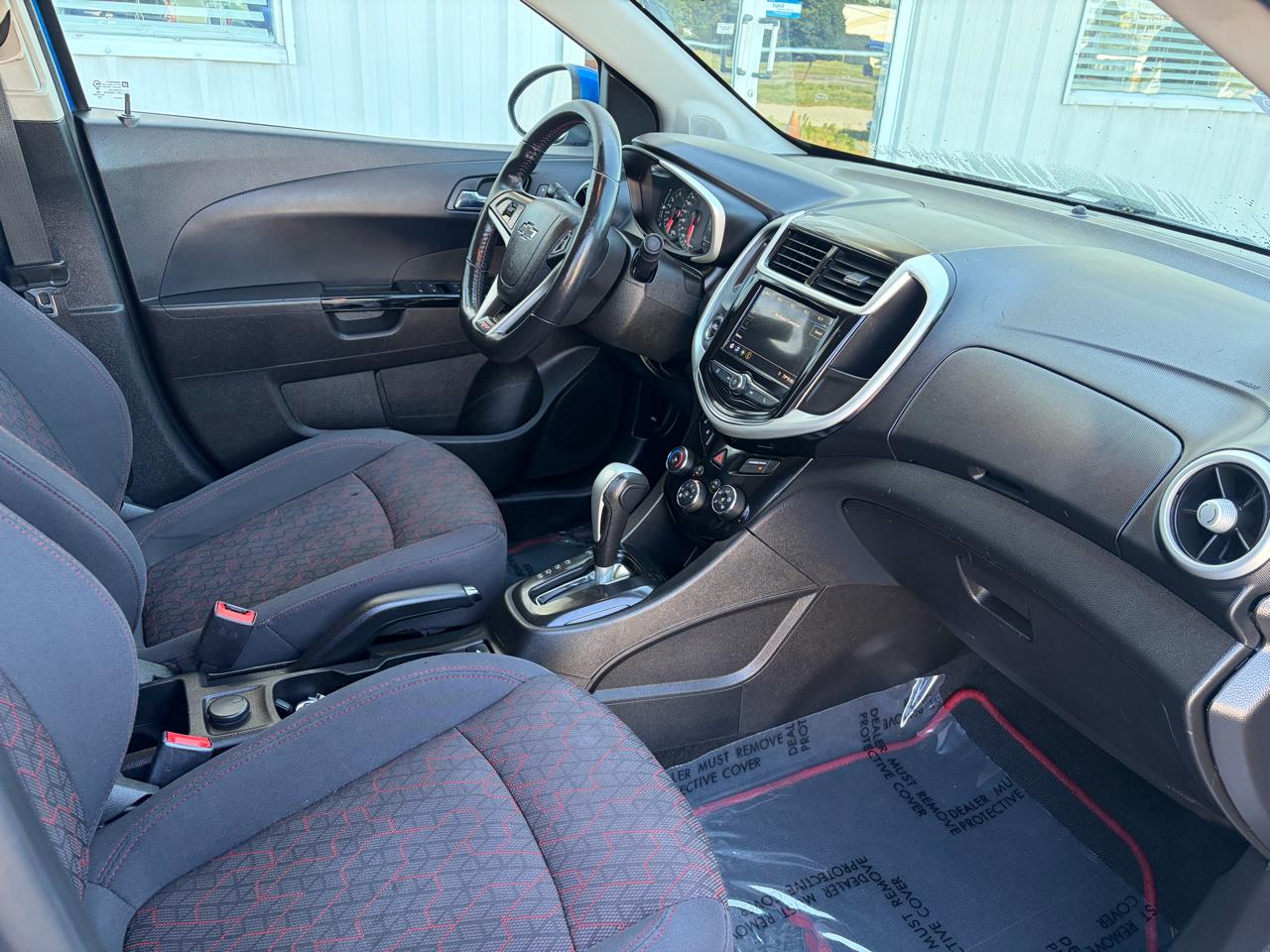 Chevrolet Sonic 4dr Sdn LT 2020