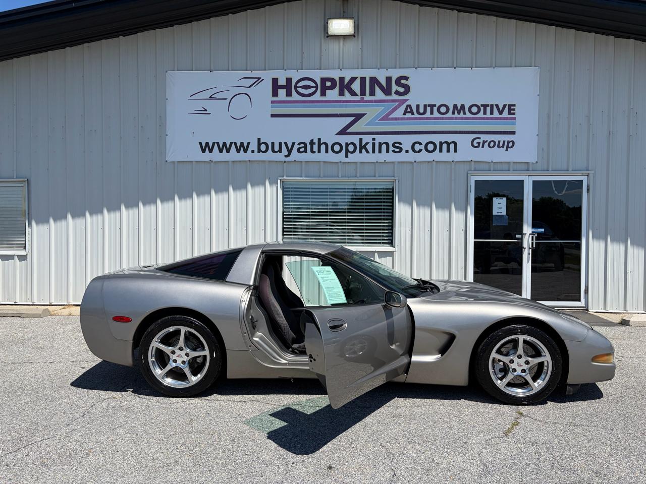 Chevrolet Corvette 2dr Cpe 2000