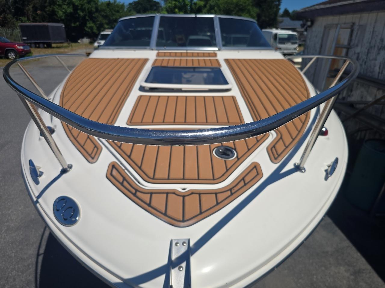 Sea Ray 235 Weekender  2002