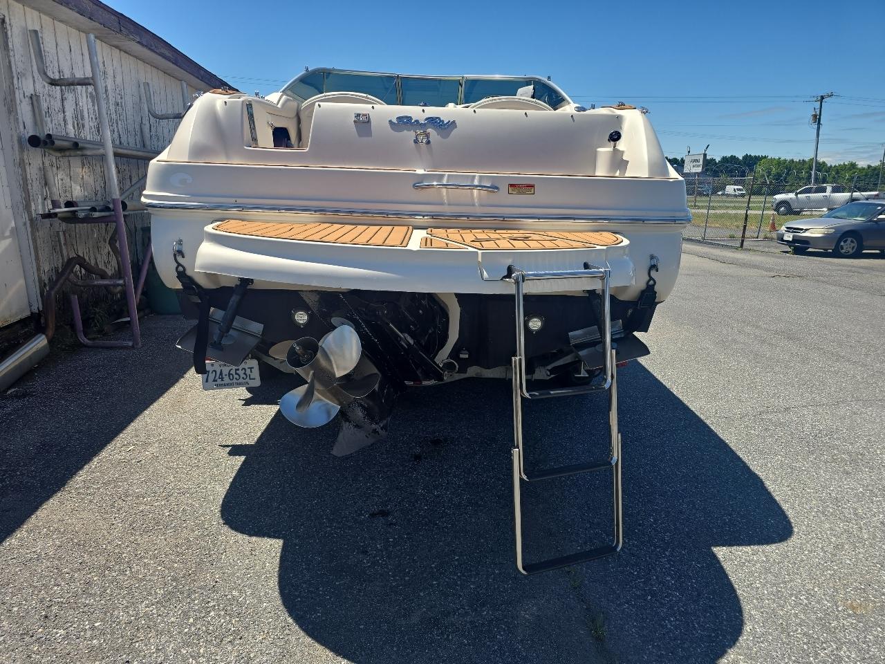 Sea Ray 235 Weekender  2002