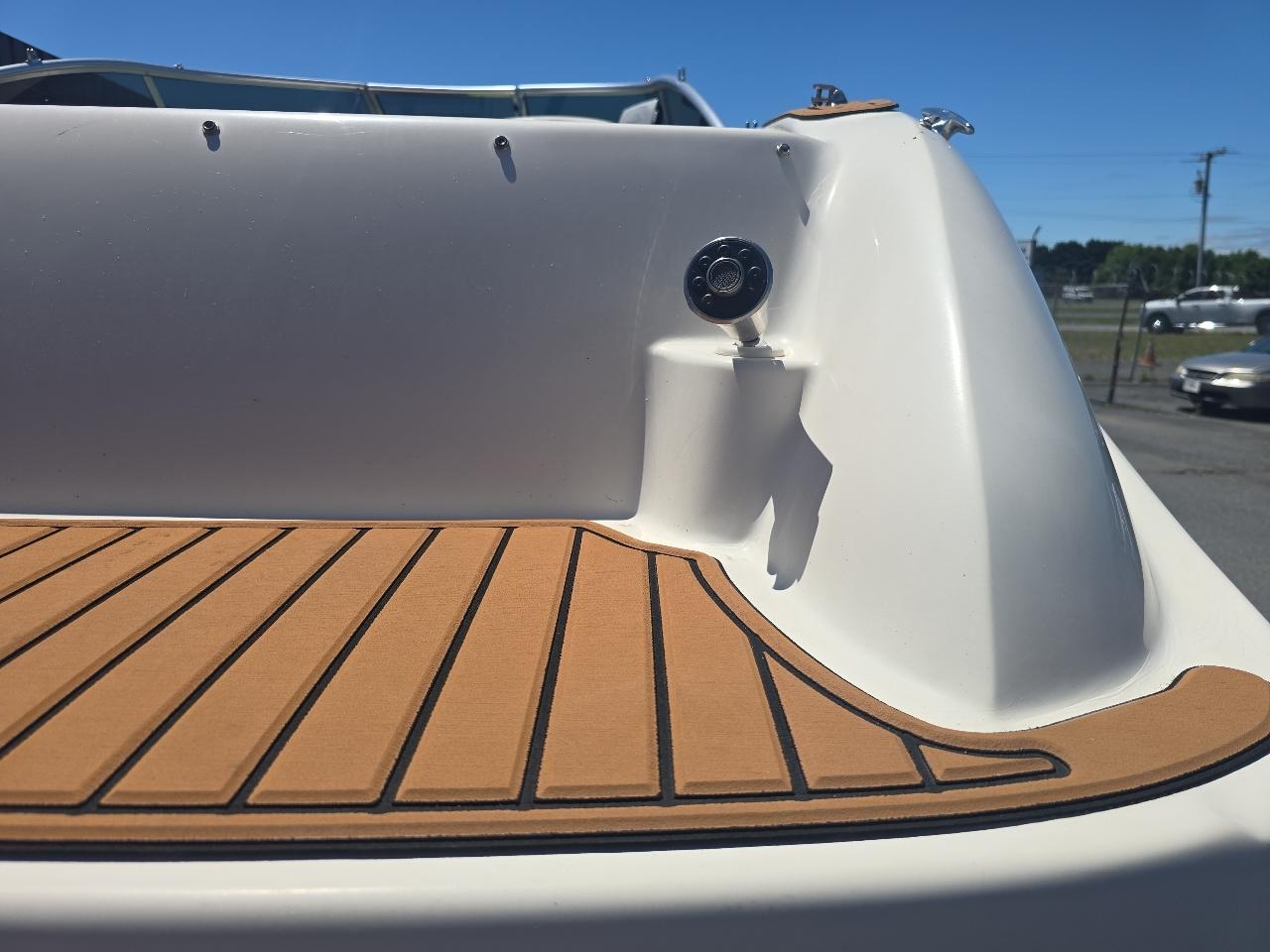 Sea Ray 235 Weekender  2002