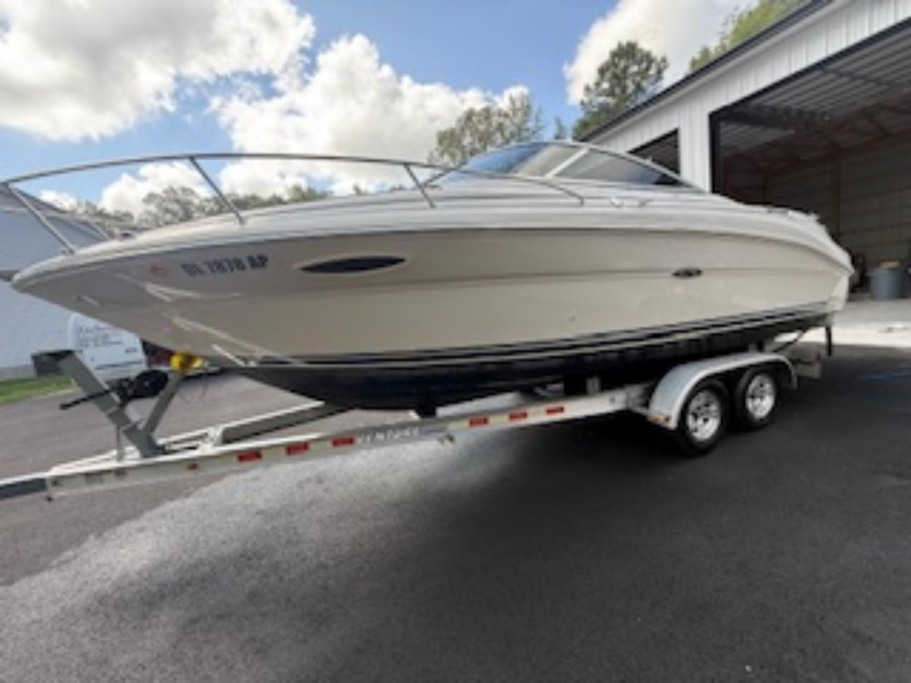 Sea Ray 235 Weekender  2002