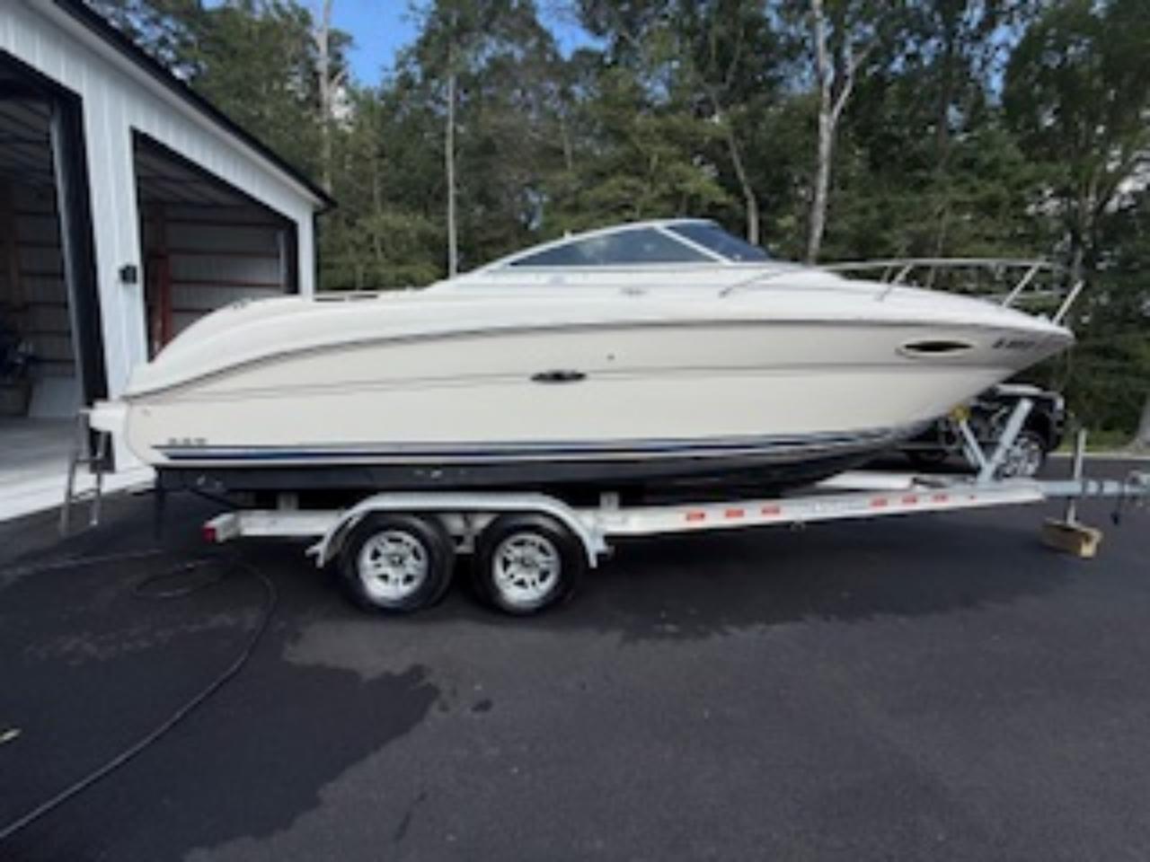 Sea Ray 235 Weekender  2002