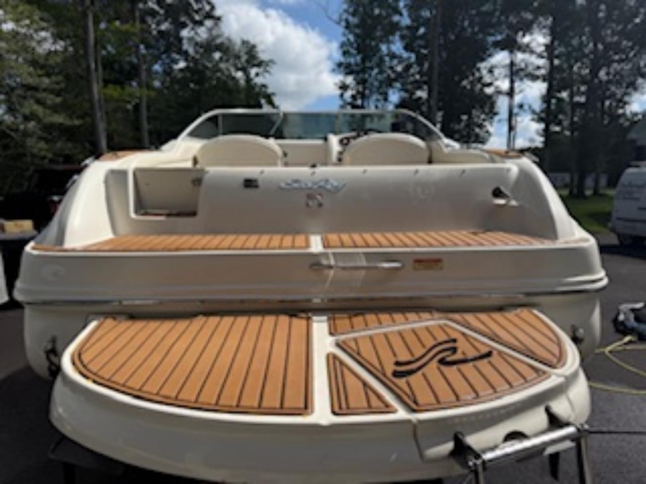Sea Ray 235 Weekender  2002