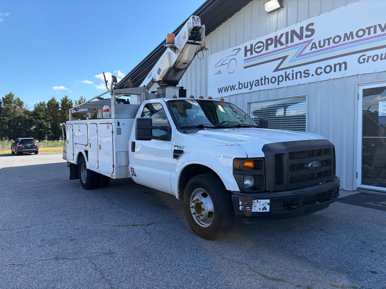 Ford Super Duty F-350 DRW 2WD Reg Cab 141" WB 60" CA XL 2008