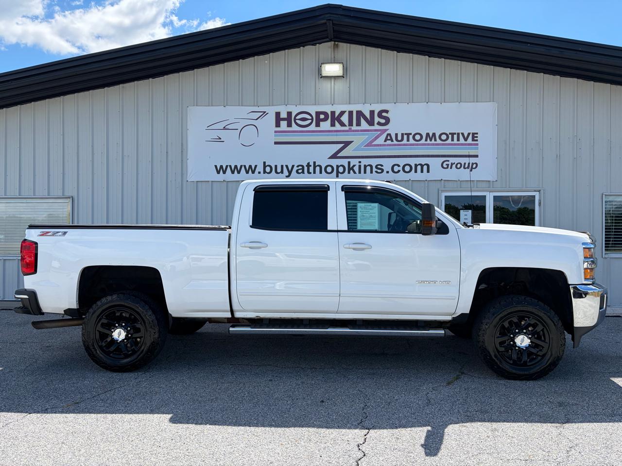2015 Chevrolet Silverado 2500HD Built After Aug 14 4WD Crew Cab 153.7" LT