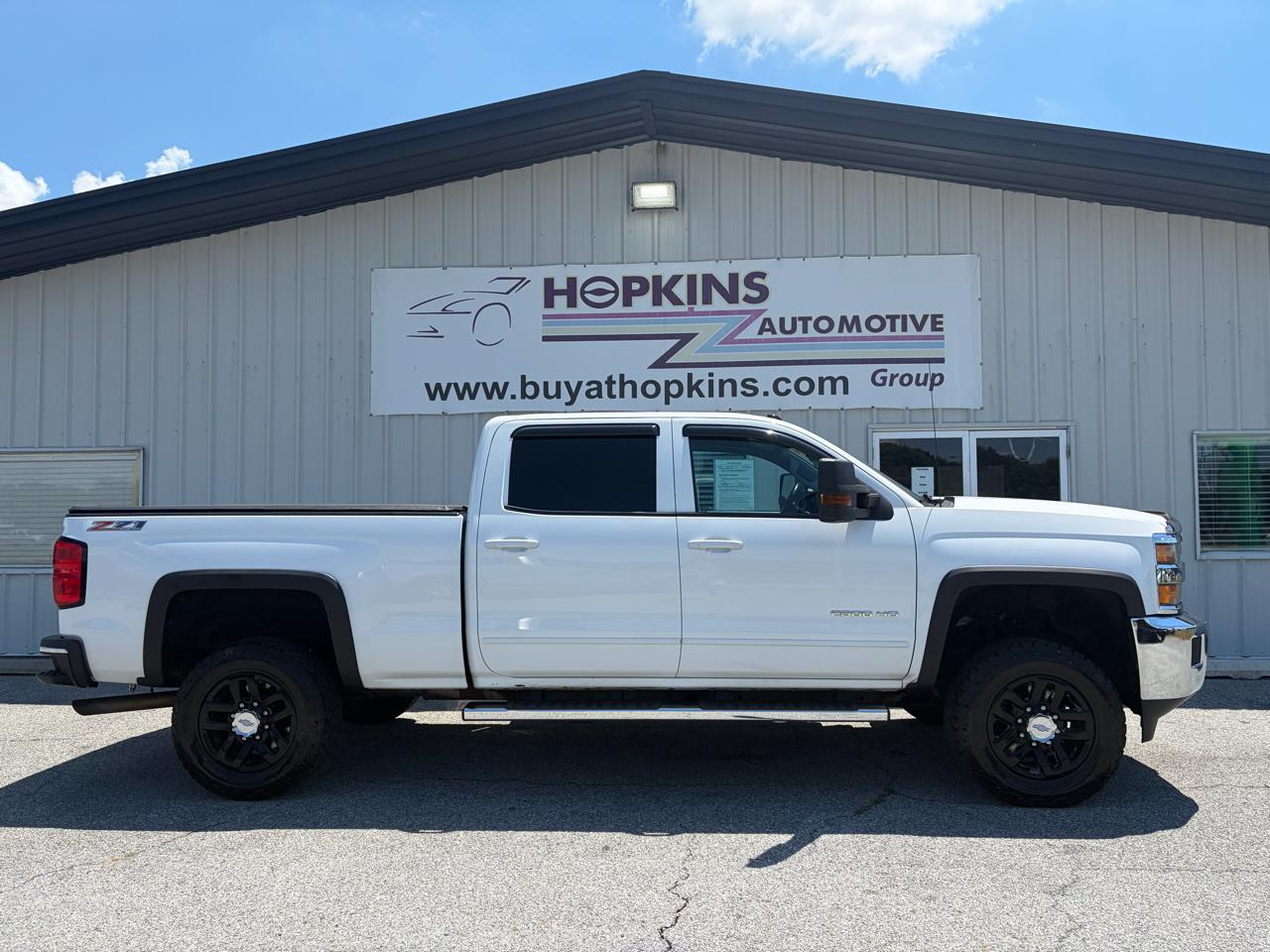 2015 Chevrolet Silverado 2500HD Built After Aug 14 4WD Crew Cab 153.7" LT