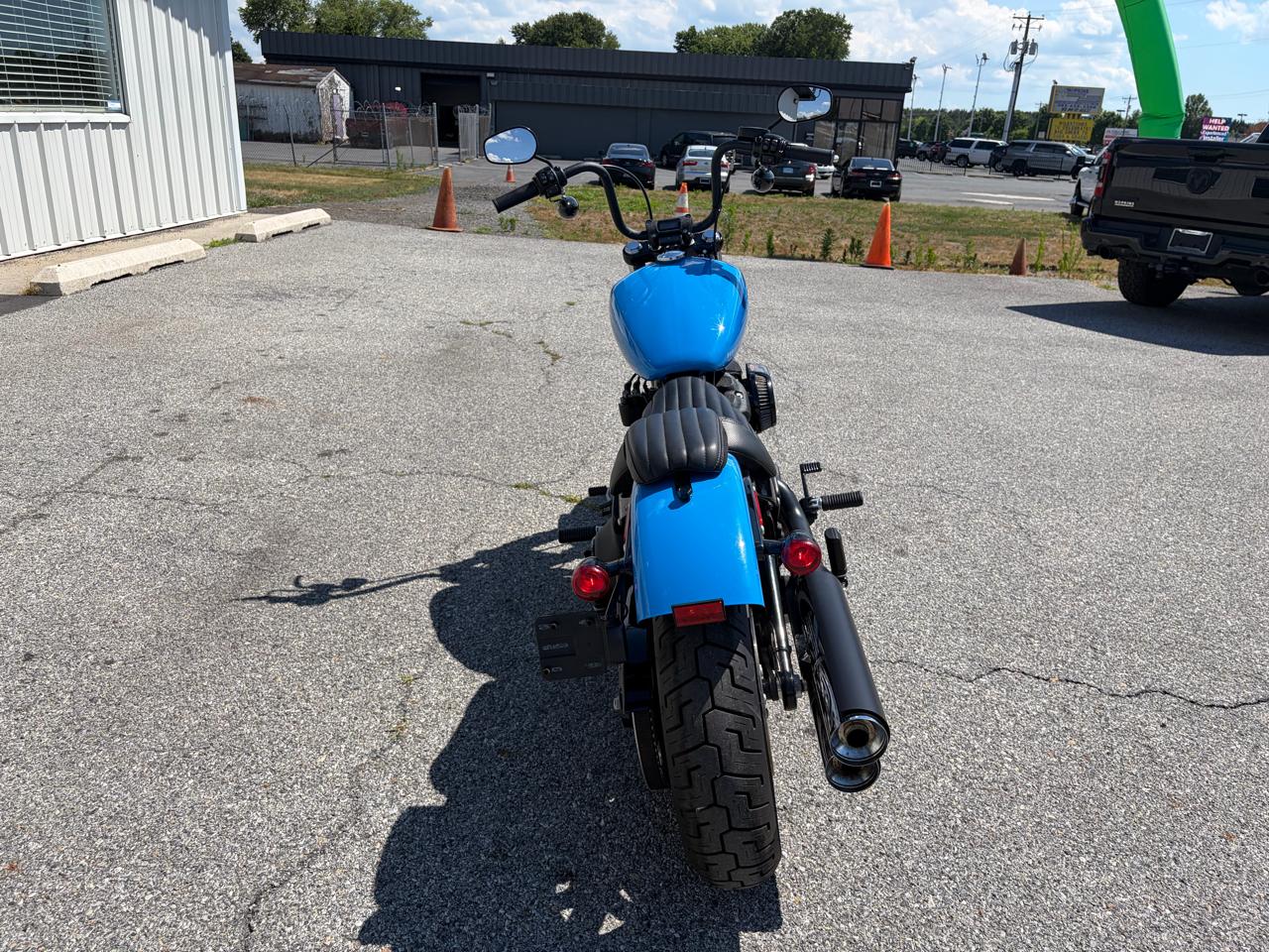Harley-Davidson Street Bob 114  2022