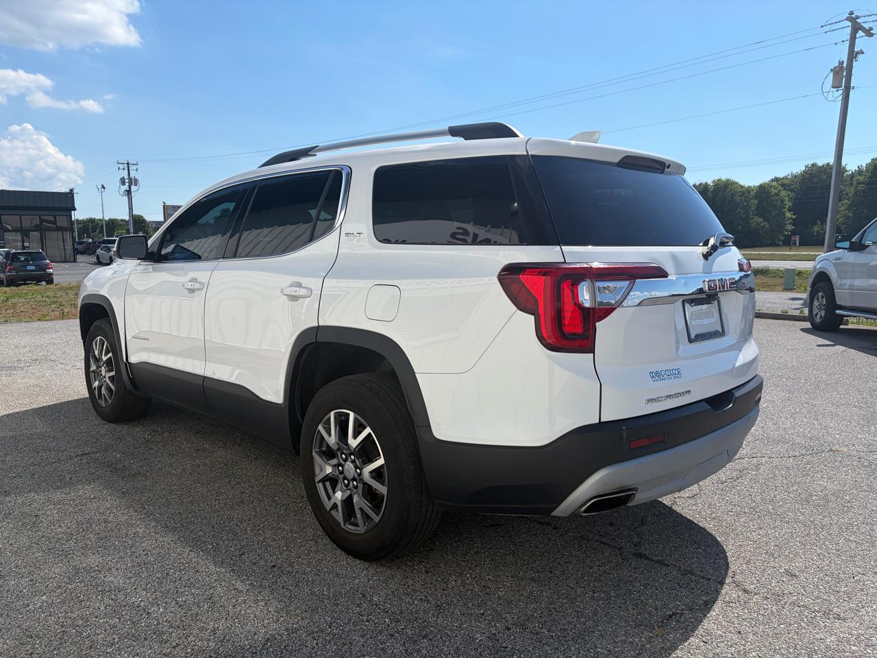 GMC Acadia FWD 4dr SLT 2023
