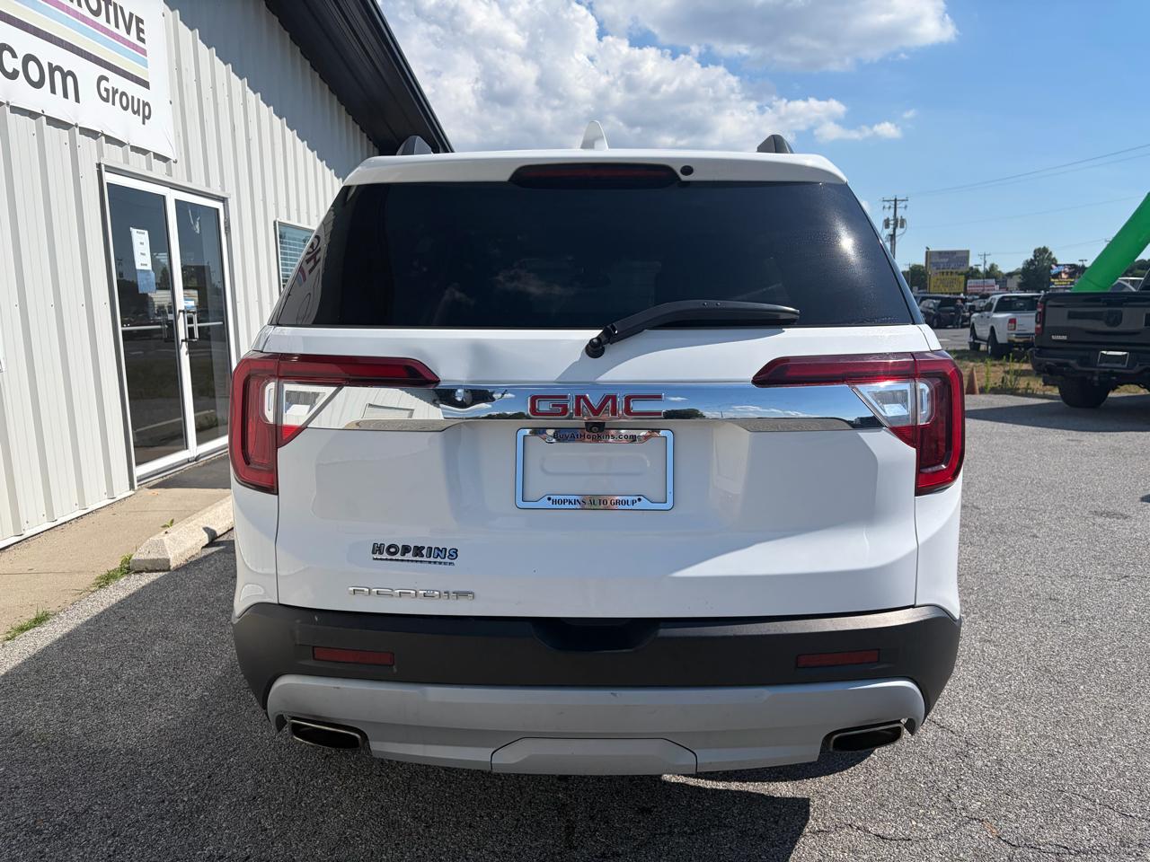 GMC Acadia FWD 4dr SLT 2023