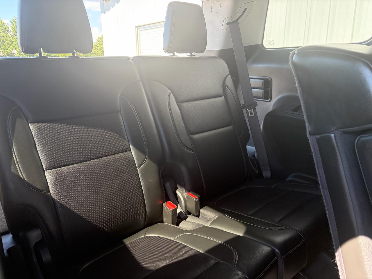 GMC Acadia FWD 4dr SLT 2023