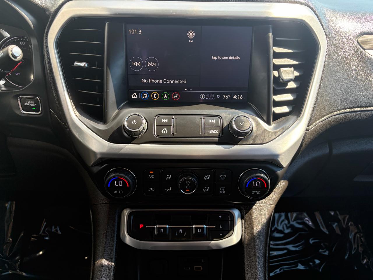GMC Acadia FWD 4dr SLT 2023