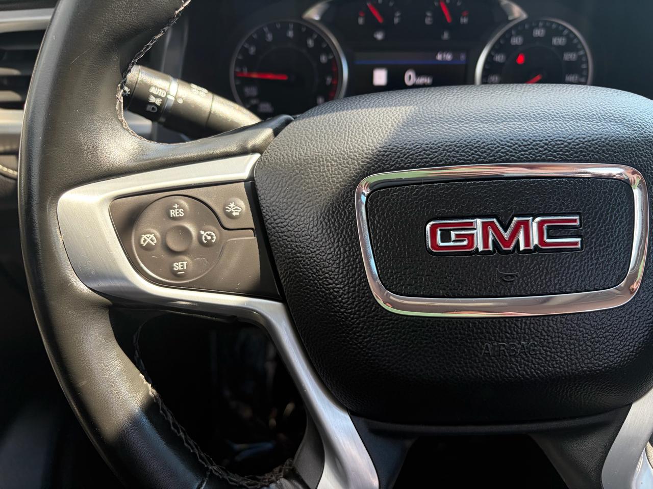 GMC Acadia FWD 4dr SLT 2023