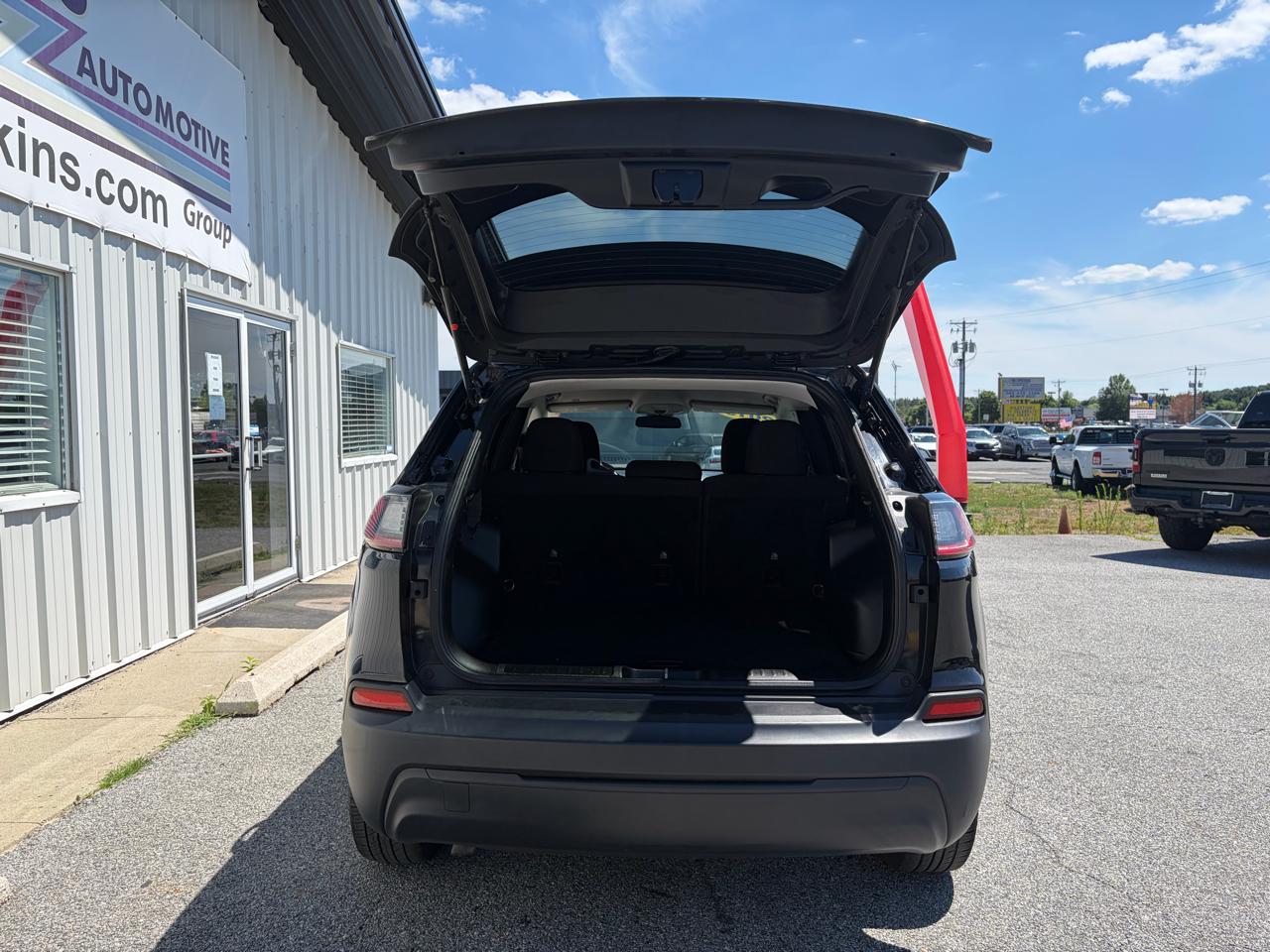 Jeep Cherokee Latitude FWD 2019