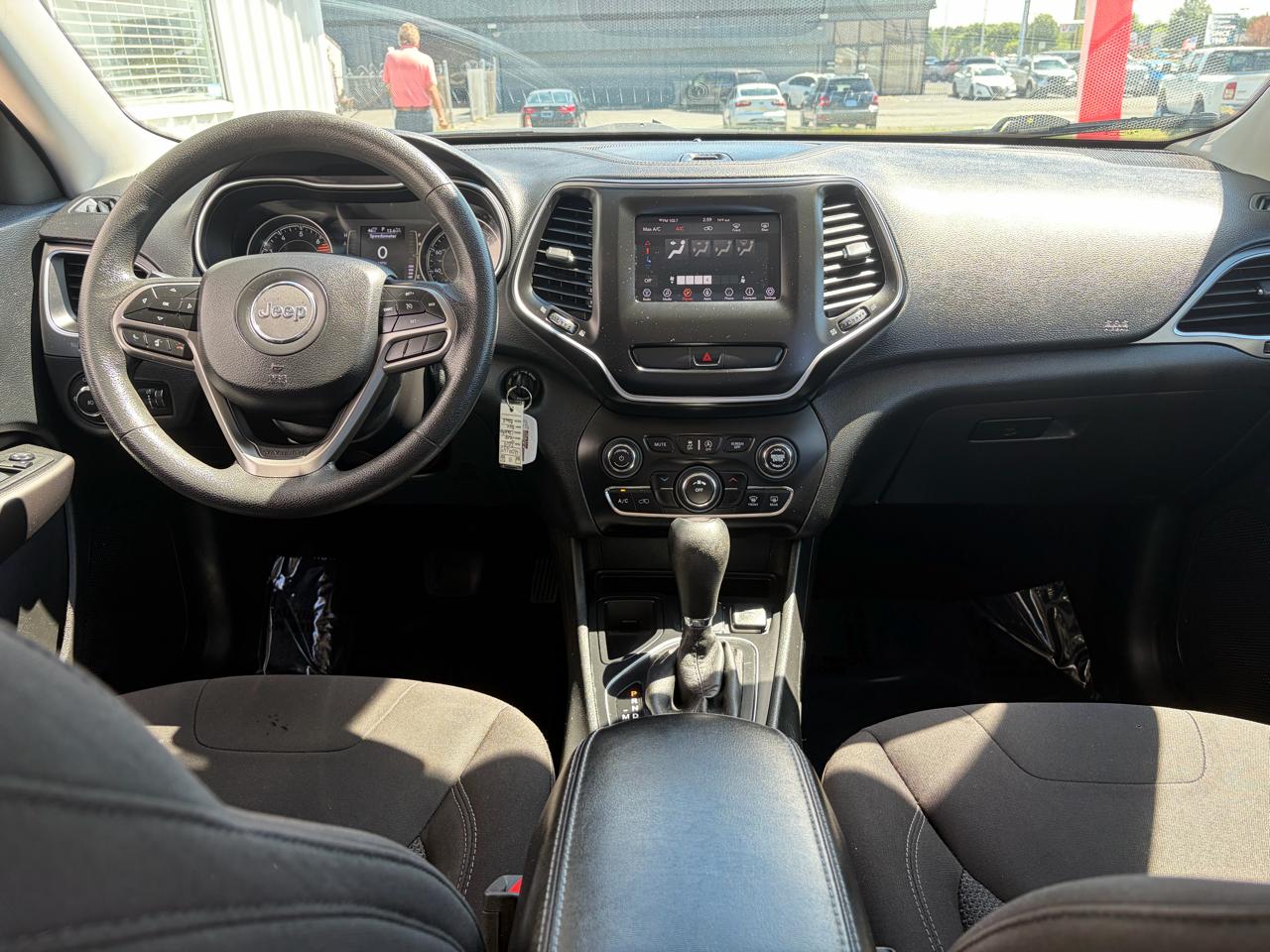 Jeep Cherokee Latitude FWD 2019