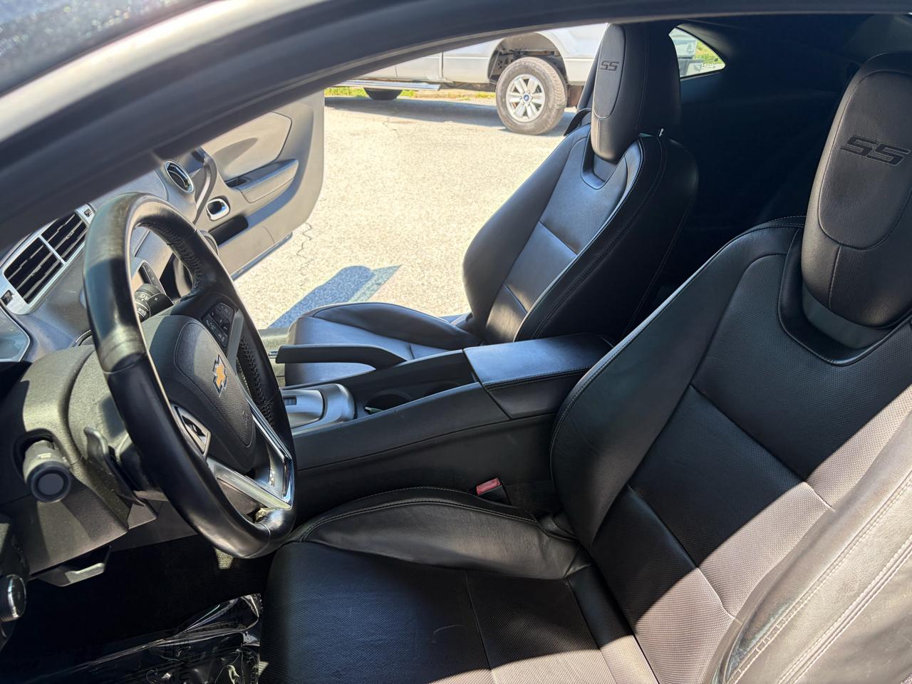 Chevrolet Camaro 2dr Cpe SS w/2SS 2015