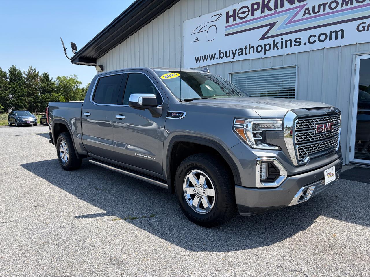 GMC Sierra 1500 4WD Crew Cab 147" Denali 2021