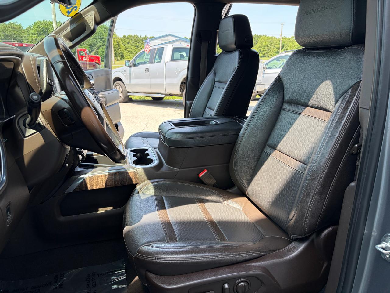 GMC Sierra 1500 4WD Crew Cab 147" Denali 2021