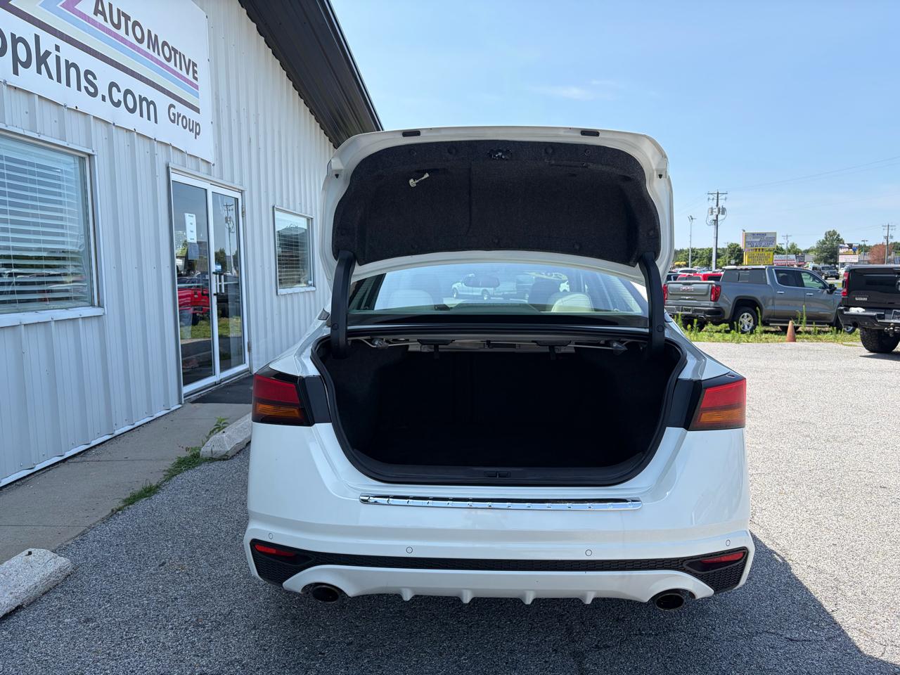 Nissan Altima 2.5 Platinum AWD Sedan 2021