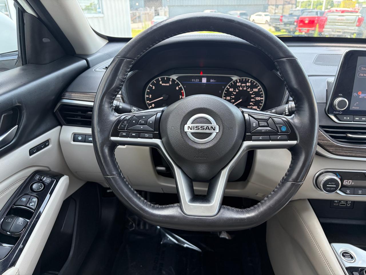 Nissan Altima 2.5 Platinum AWD Sedan 2021